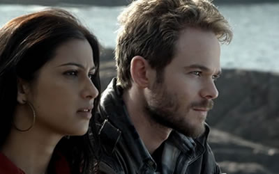 Anita Majumdar and Shawn Ashmore in Diverted (2009) Anita Majumdar and Shawn Ashmore in Diverted (2009)