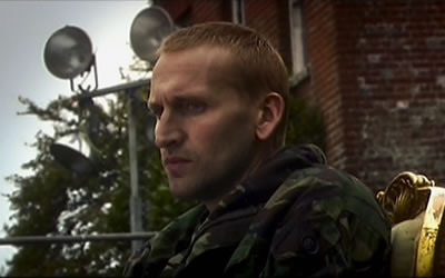 Christopher Eccleston as Major Henry West in 28 Days Later (2002) Christopher Eccleston as Major Henry West in 28 Days Later (2002)