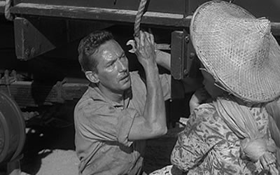 Peter Finch in A Town Like Alice (1956) Peter Finch in A Town Like Alice (1956)