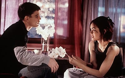 Josh Hartnett and Shannyn Sossamon in 40 Days and 40 Nights (2002)