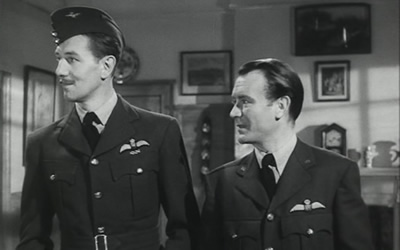 Michael Redgrave and John Mills in The Way to the Stars (1945)