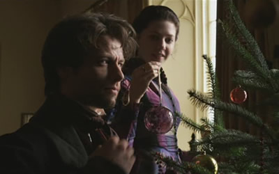 Leon Ockenden and Catherine Steadman in An Old Fashioned Christmas (2010)