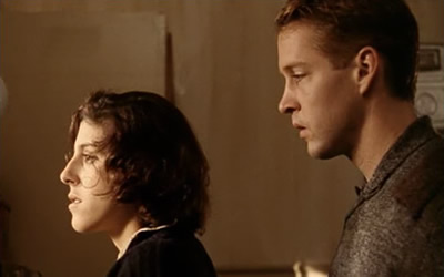 Kelly Wolf and D.B. Sweeney in A Day in October (1991) Kelly Wolf and D.B. Sweeney in A Day in October (1991)