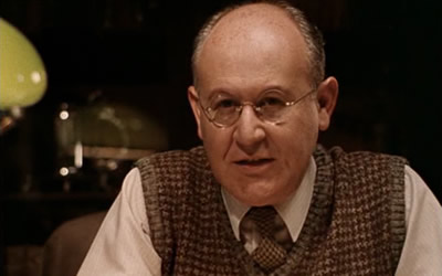 Daniel Benzali in A Day in October (1991) Daniel Benzali in A Day in October (1991)
