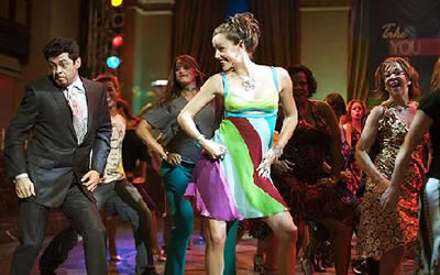 Andy Serkis and Jennifer Garner in the Thriller Dance Scene in 13 Going On 30 Andy Serkis and Jennifer Garner in the Thriller Dance Scene in 13 Going On 30