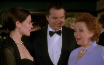 Stacy Haiduk, Robert Urich and Marion Ross in A Perfect Stranger (1994)