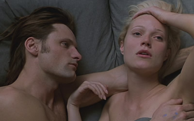 Viggo Mortensen and Gwyneth Paltrow in A Perfect Murder