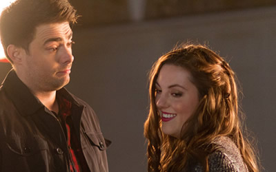 Jonathan Bennett and Lexi Giovagnol in A Dogwalker's Christmas Tale (2015) Jonathan Bennett and Lexi Giovagnol in A Dogwalker's Christmas Tale (2015)