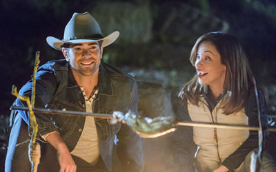 Jesse Metcalfe and Autumn Reeser in A Country Wedding (2015)