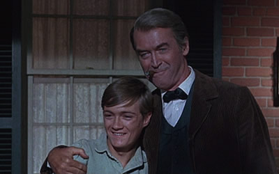 James Stewart and Phillip Alford in Shenandoah (1965) James Stewart and Phillip Alford in Shenandoah (1965)
