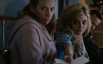 Toni Collette and Imogen Poots in A Long Way Down (2014)