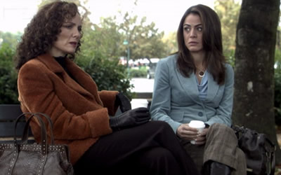 Laura Soltis and Yancy Butler in Double Cross (2007) Laura Soltis and Yancy Butler in Double Cross (2007)
