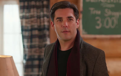 Jordan Bridges in Christmas at Holly Lodge (2017) Jordan Bridges in Christmas at Holly Lodge (2017)