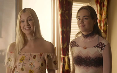 Ava Locklear and Sierra Pond in Mommy Be Mine (2018) Ava Locklear and Sierra Pond in Mommy Be Mine (2018)
