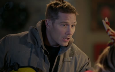 Luke Macfarlane in A Shoe Addict's Christmas (2018) Luke Macfarlane in A Shoe Addict's Christmas (2018)